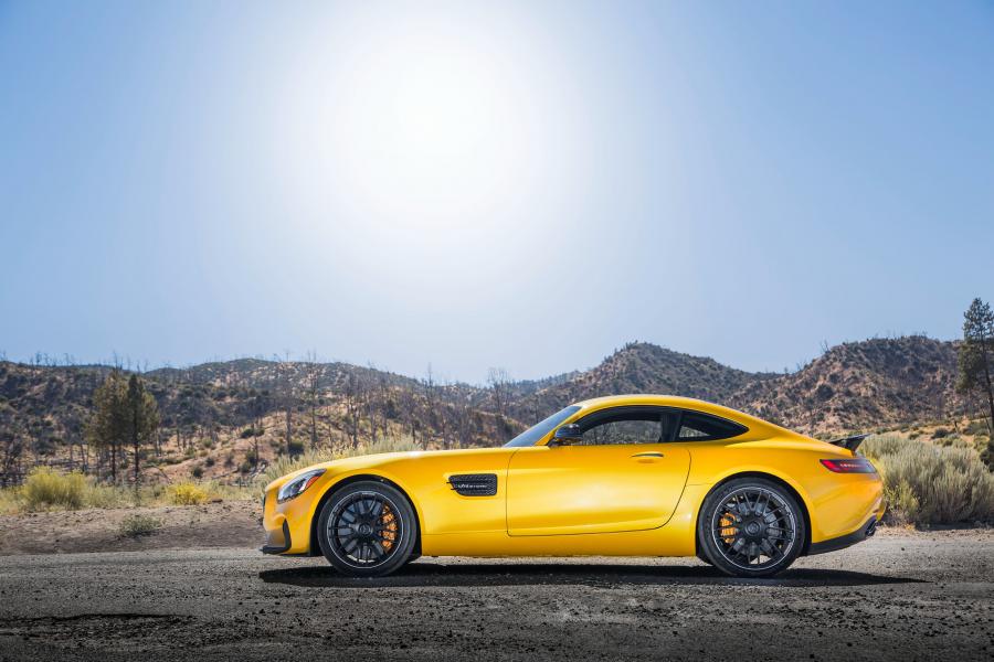  Mercedes-AMG GT S 2016 года  (NA) (фото 10 из 35)